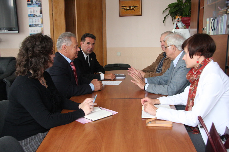 Developing cooperation with Polish and Ukrainian scientists